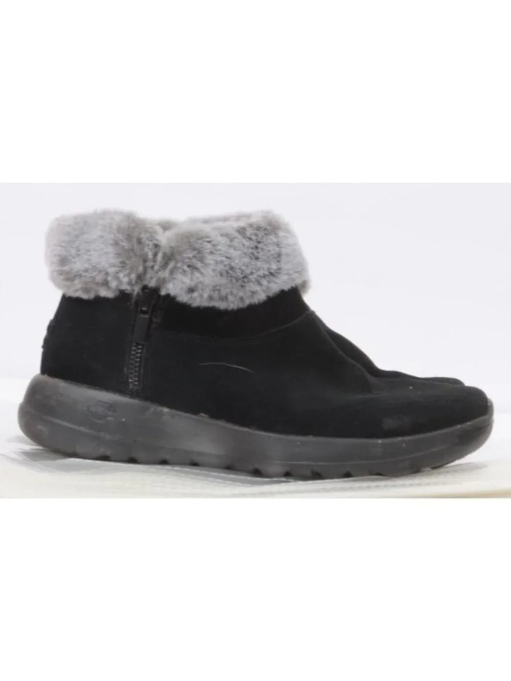 Skechers Air-Cooled Goga Mat GoWalk Boot Suede Faux Fur Ankle Bootie Winter Sz 8